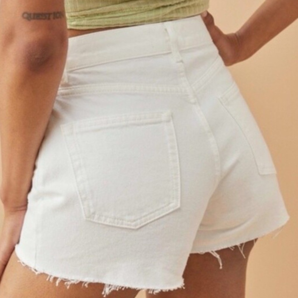 Reformation Charlie High Rise Jean Short Vintage White - Size 26